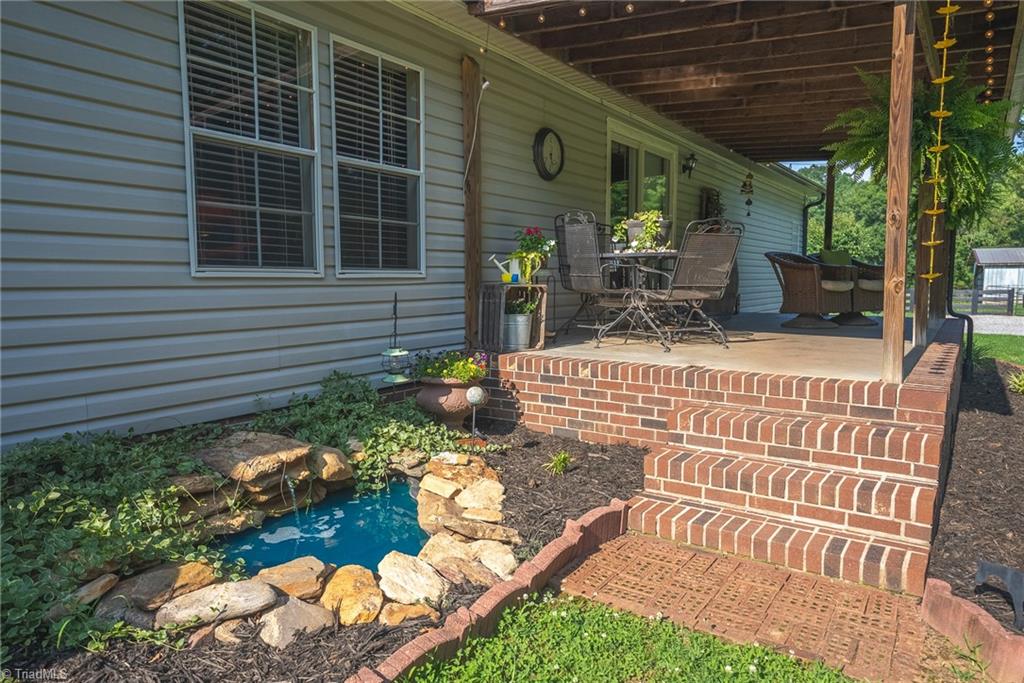 main property photo 33