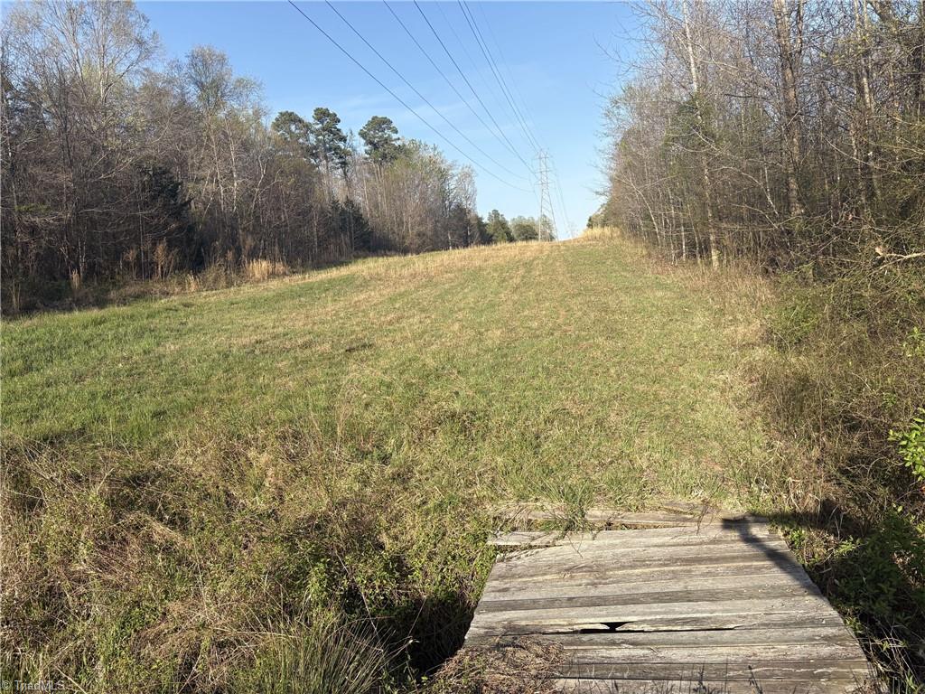 main property photo 10