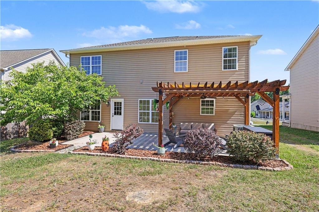 main property photo 32