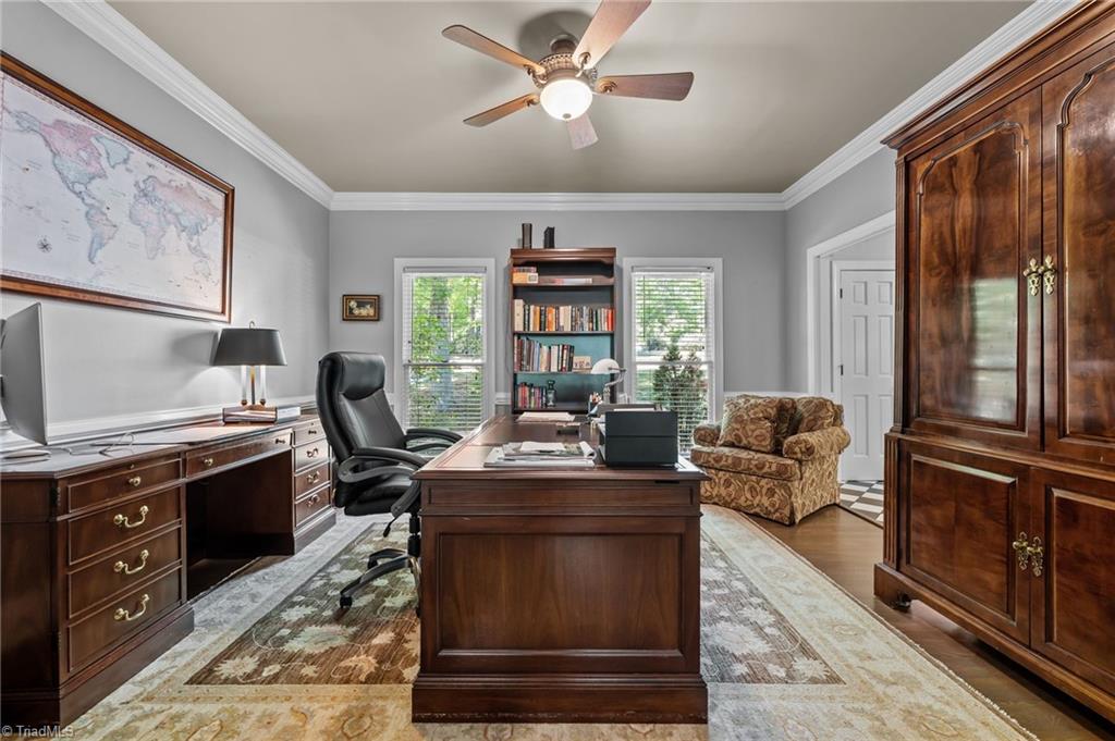 main property photo 7
