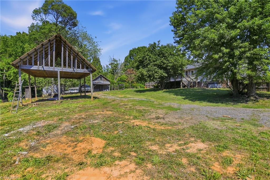 main property photo 22