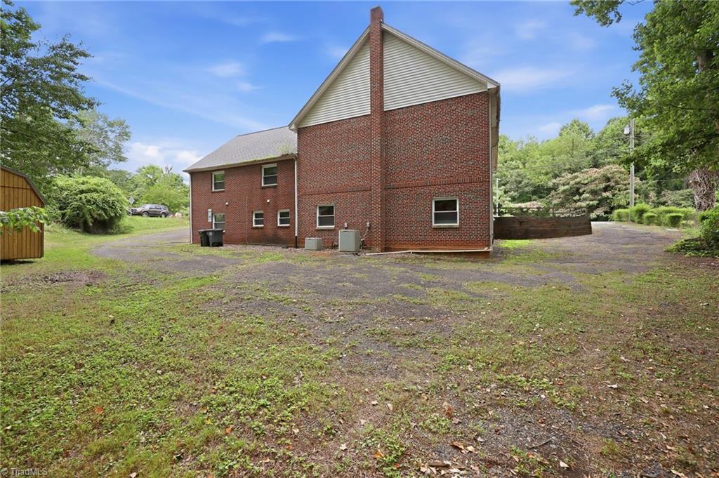 main property photo 41