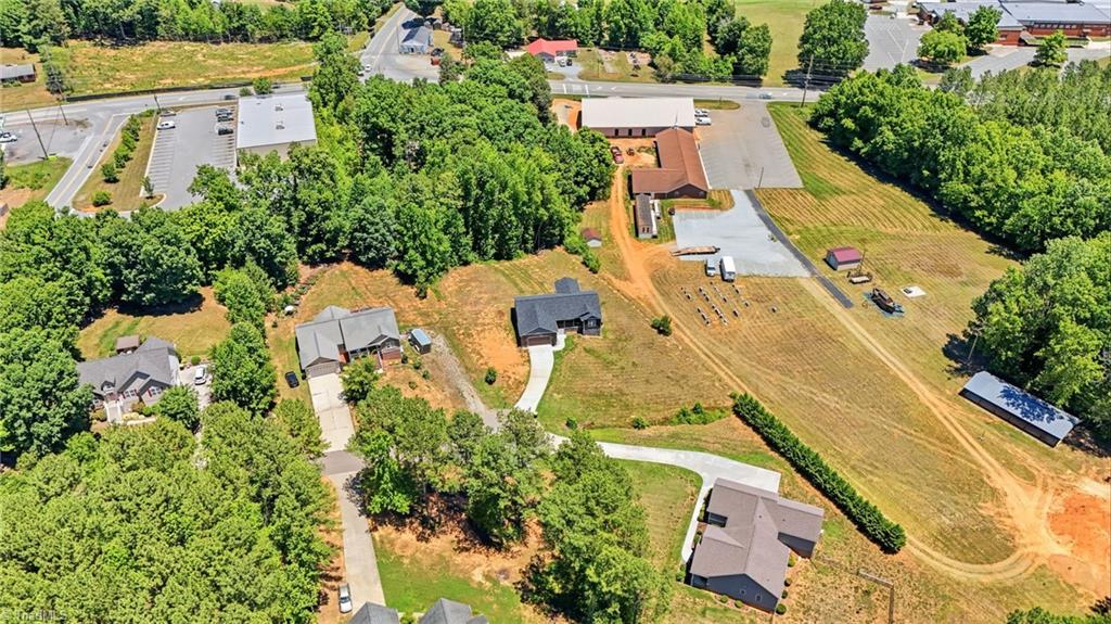 main property photo 47