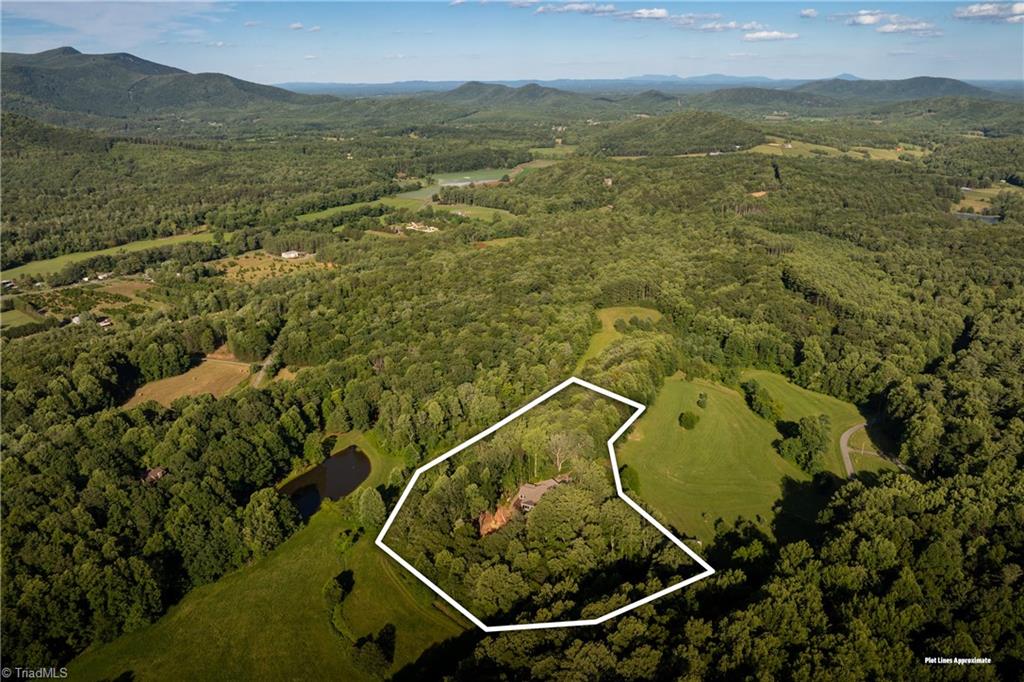 main property photo 41