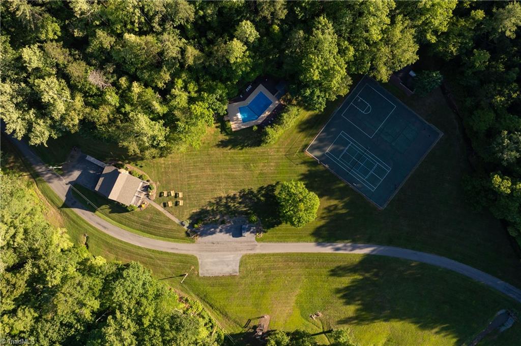 main property photo 48