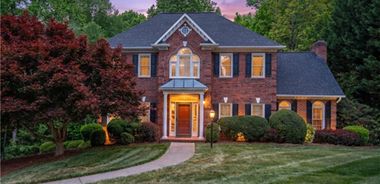 image of property with 4 Bed | 4 Bath | 2,988 Sqft