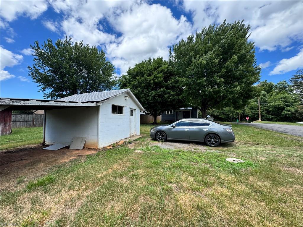 main property photo 12