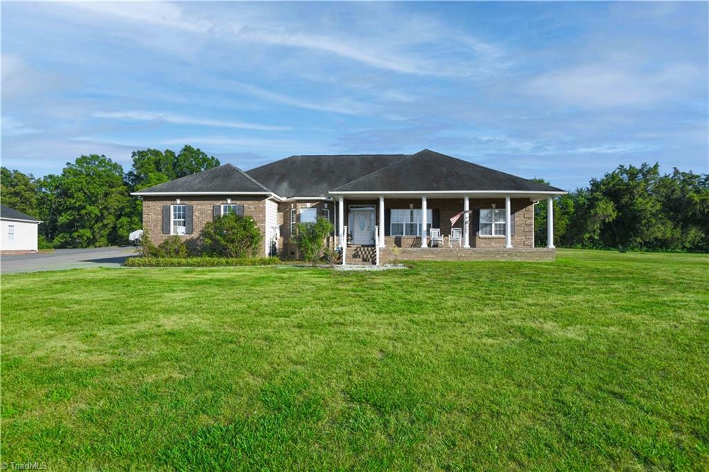 main property photo 2