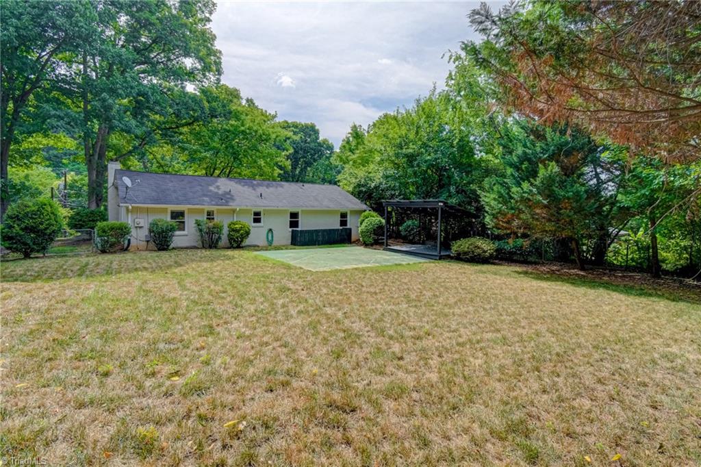 main property photo 33