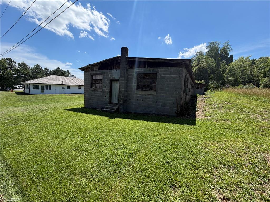 main property photo 25