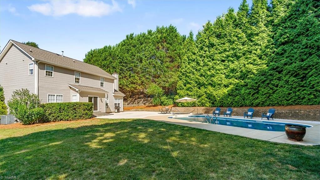main property photo 41