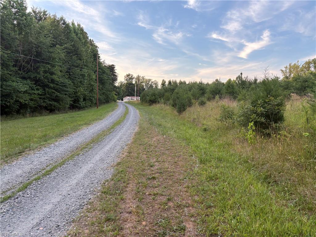 main property photo 10