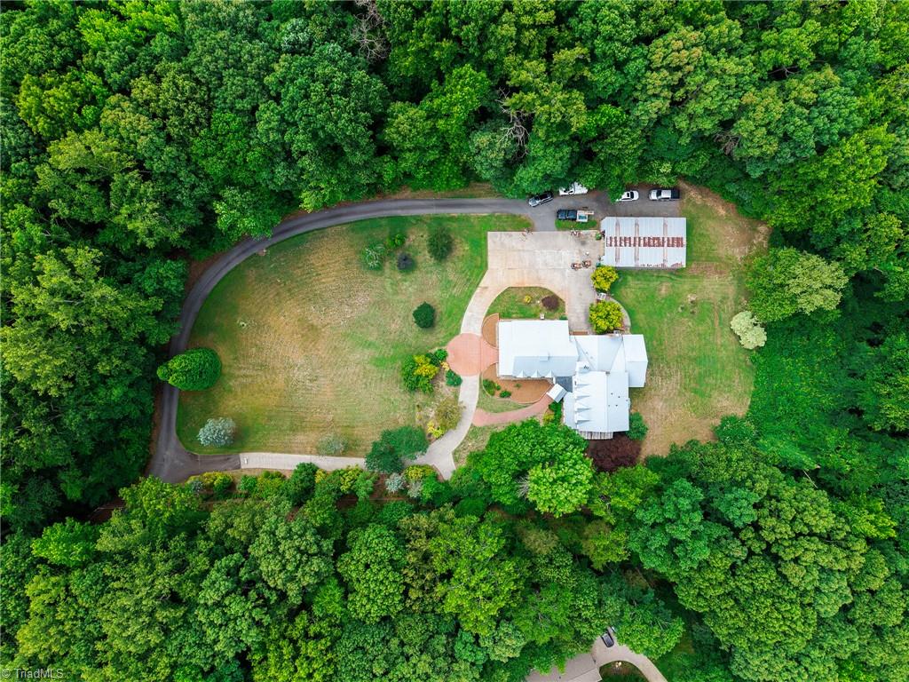 main property photo 44