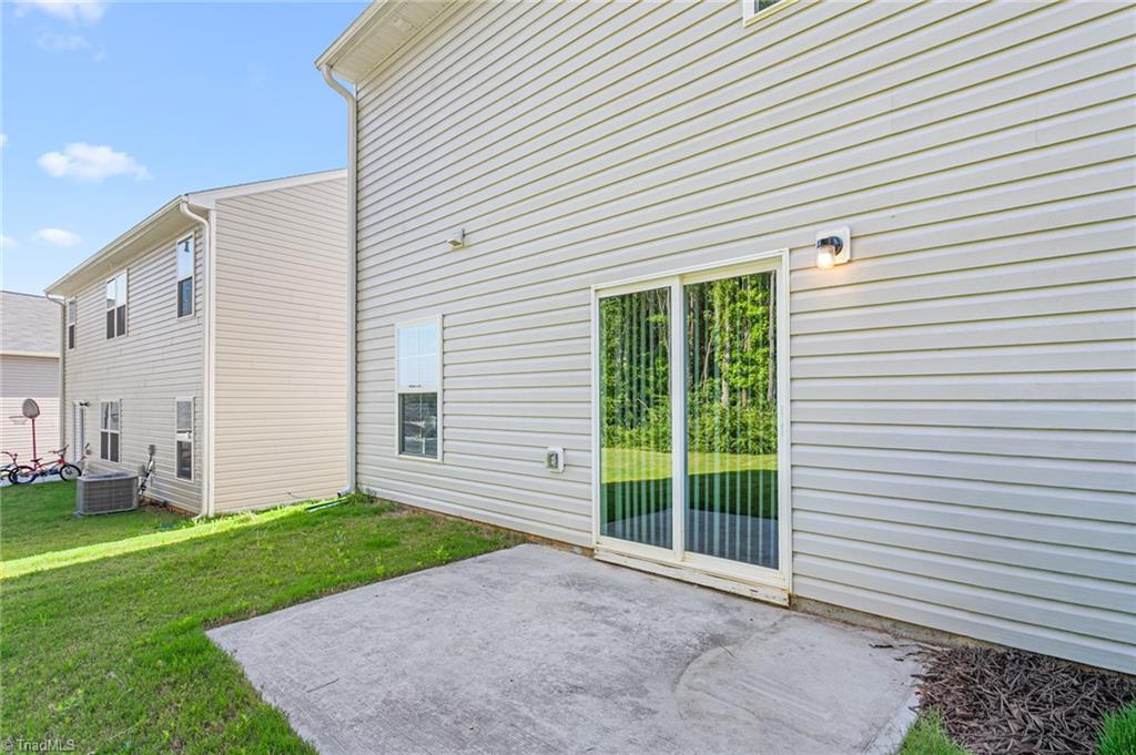 main property photo 31