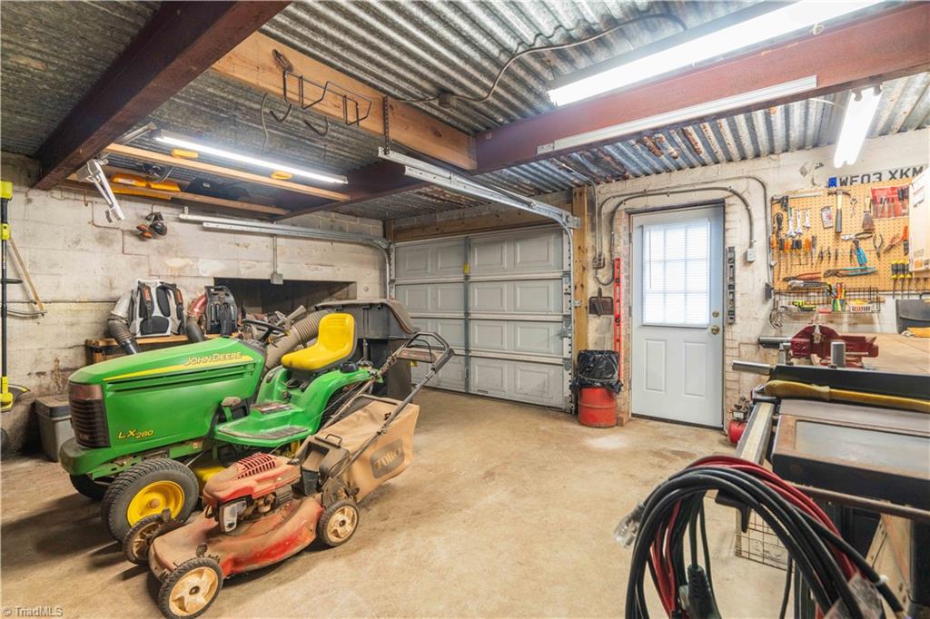 main property photo 48