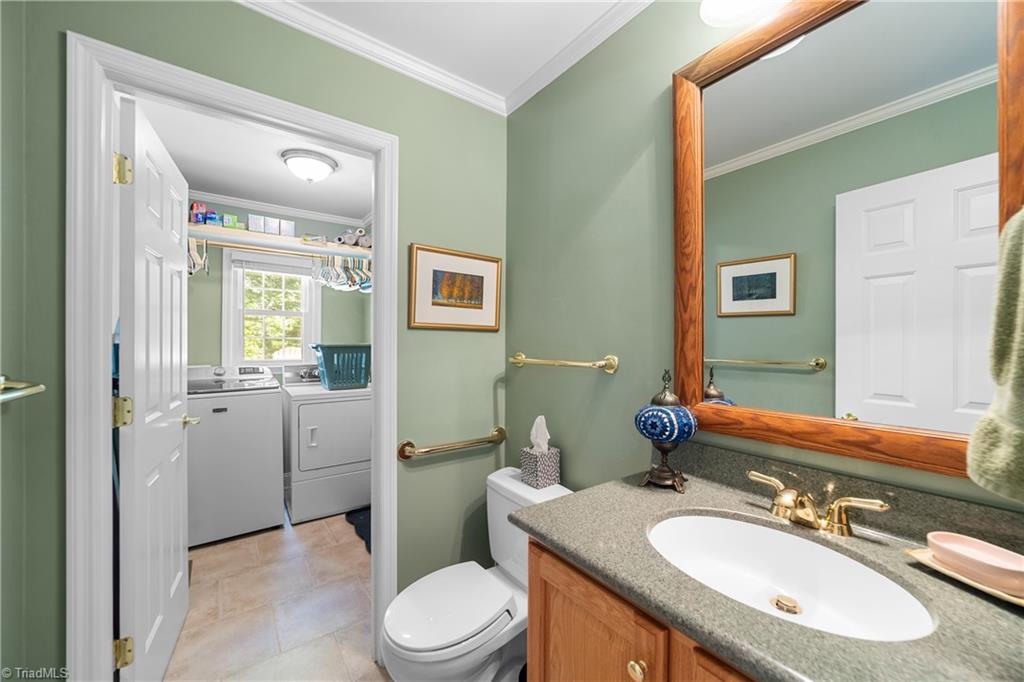 main property photo 16