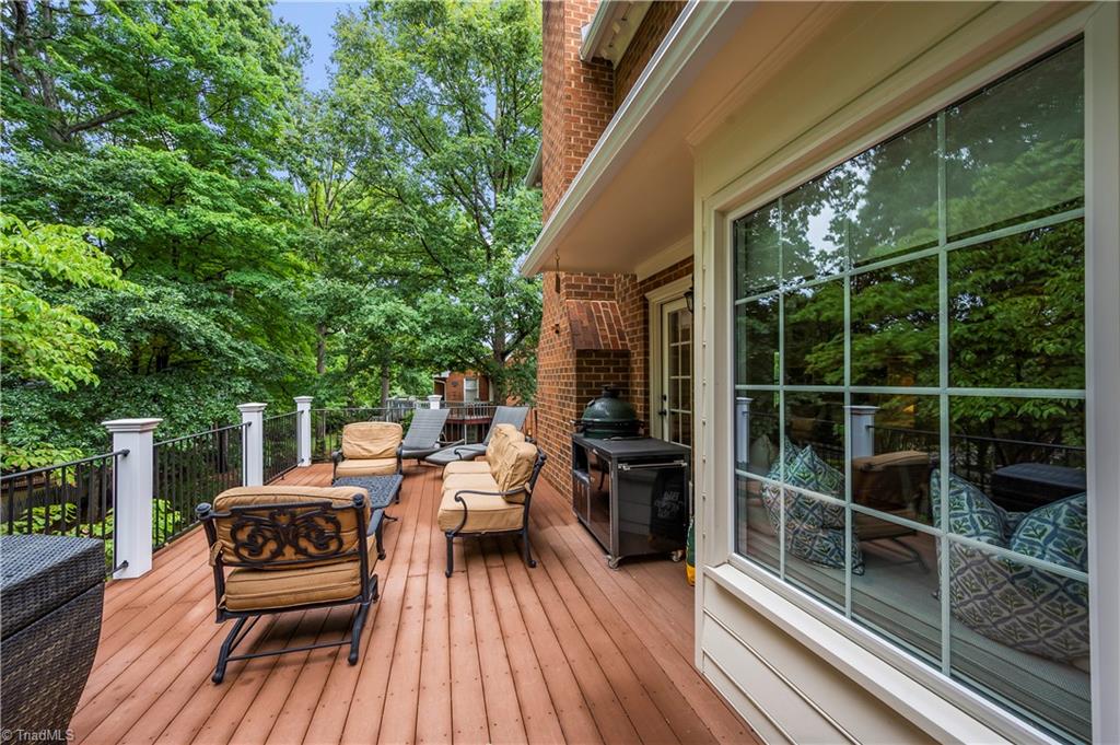 main property photo 40