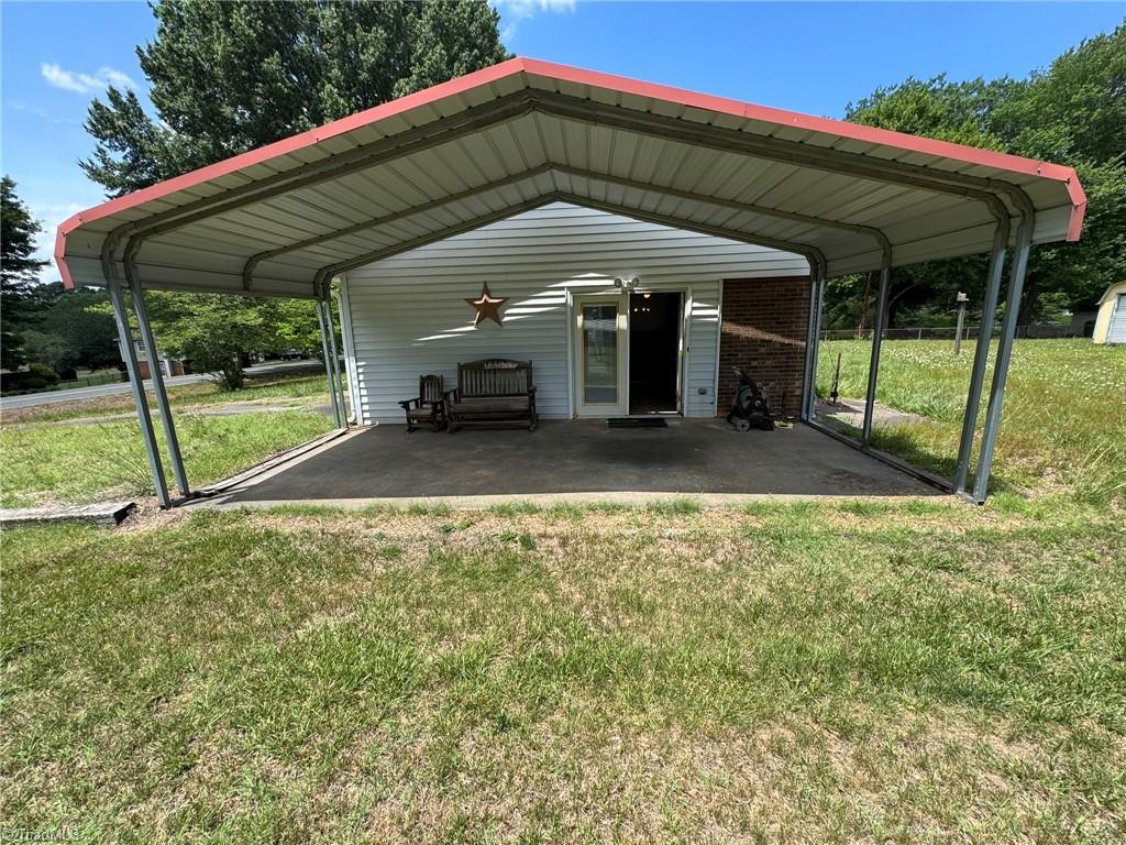 main property photo 31