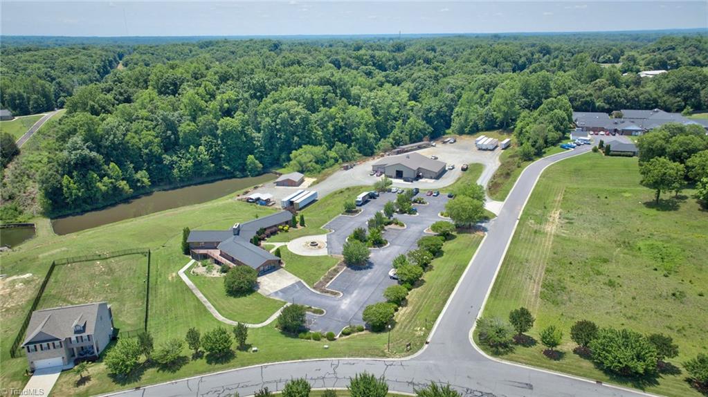 main property photo 39
