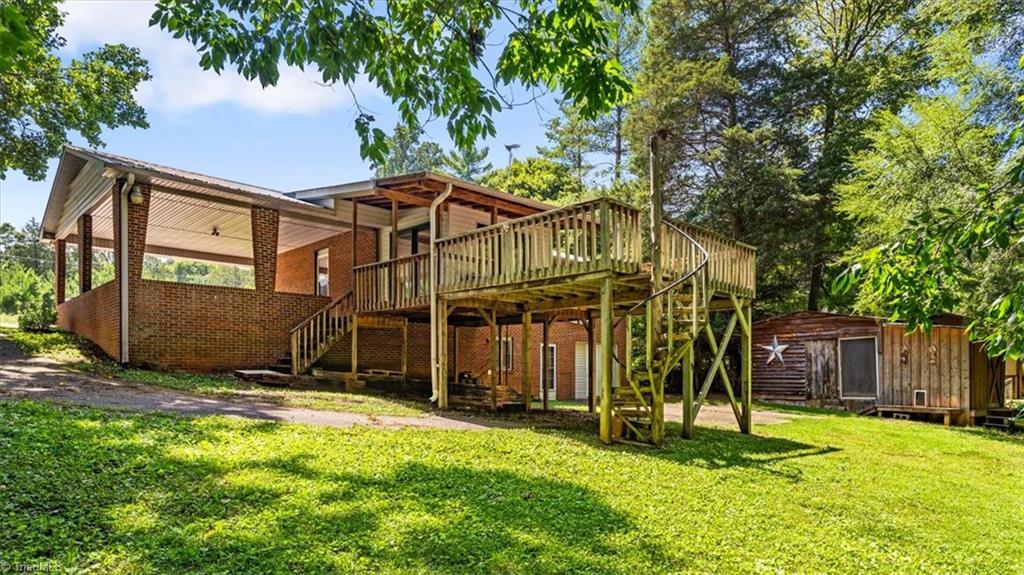 main property photo 30