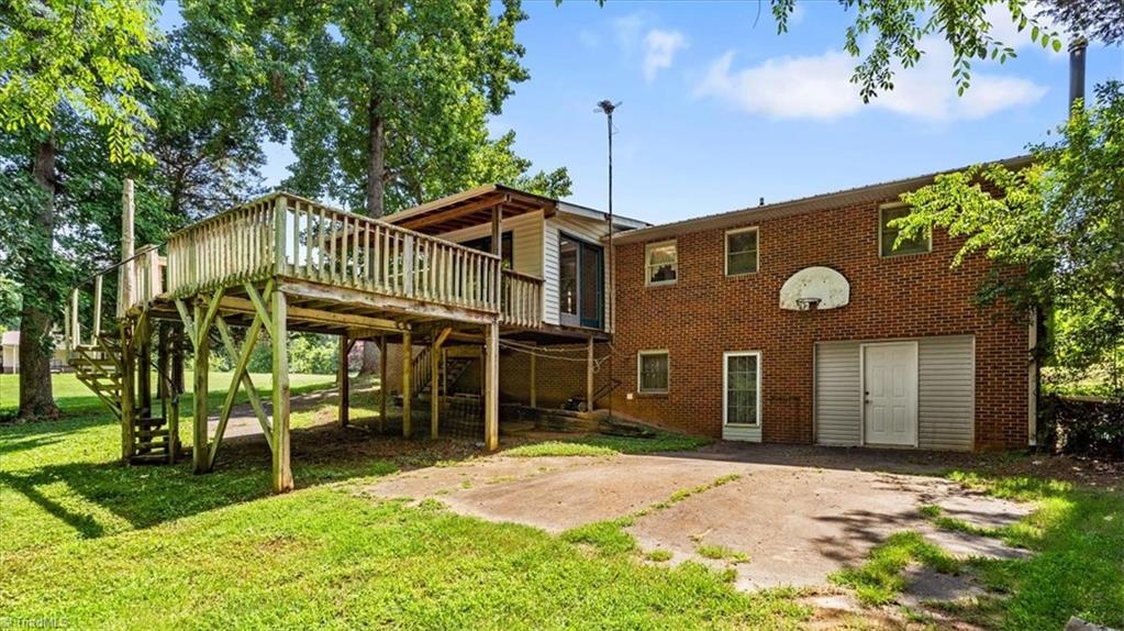 main property photo 31