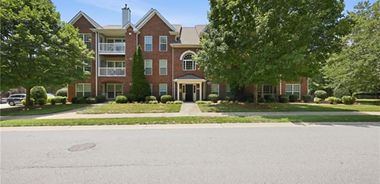image of property with 2 Bed | 2 Bath | 1,367 Sqft