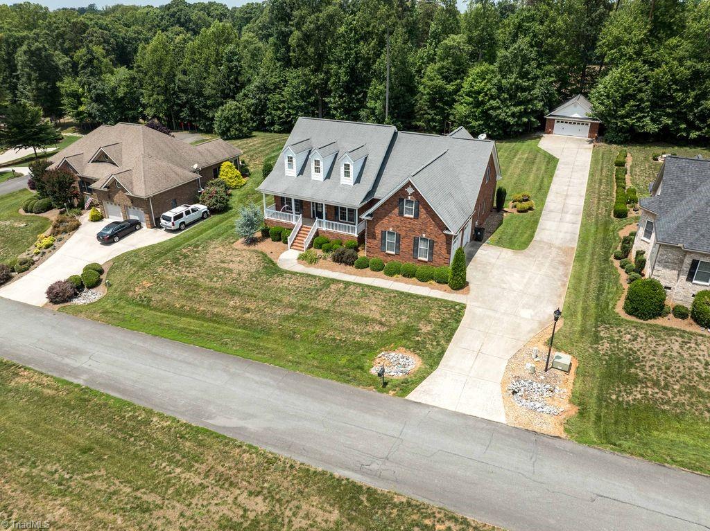 main property photo 41