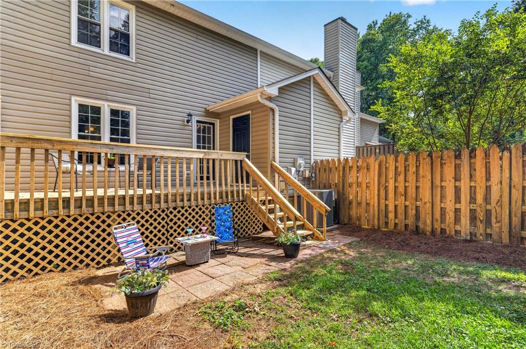 main property photo 31