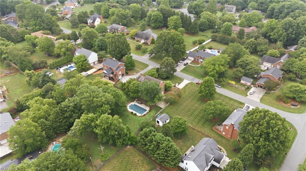 main property photo 49