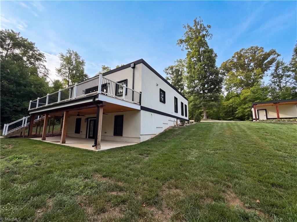 main property photo 33