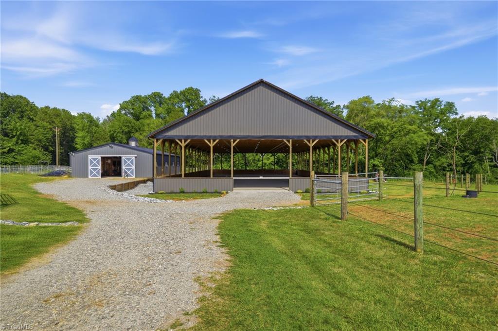 main property photo 38