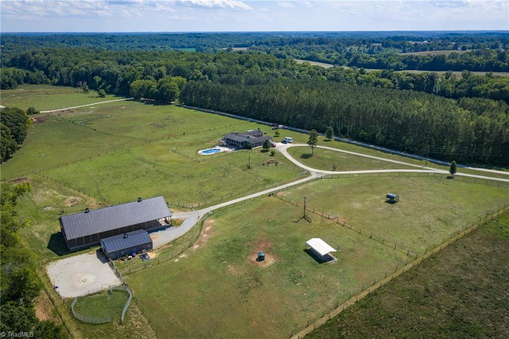 main property photo 44
