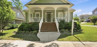 image of property with 4 Bed | 3 Bath | 2,852 Sqft