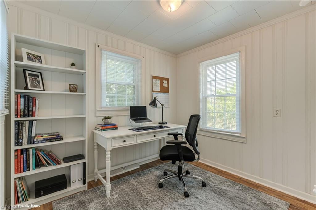 main property photo 24
