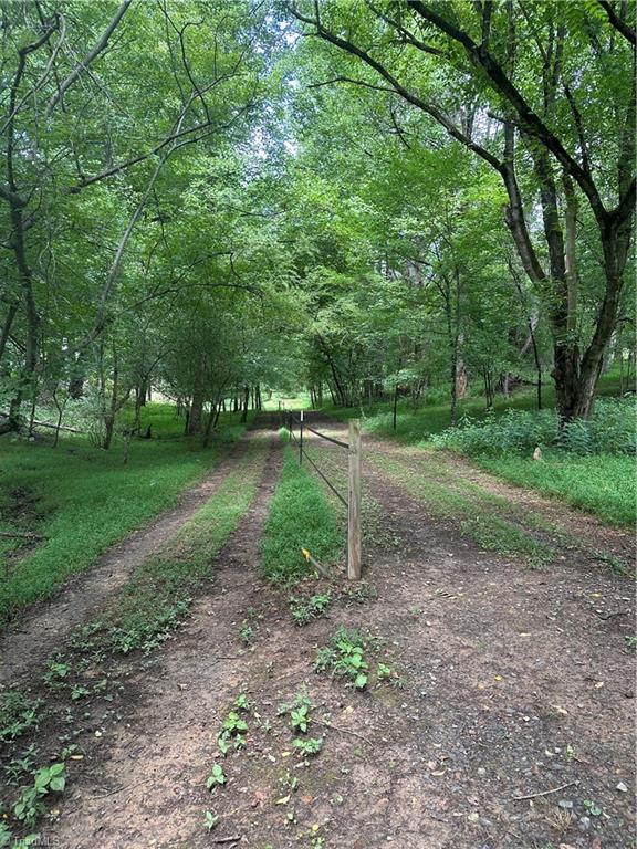main property photo 13