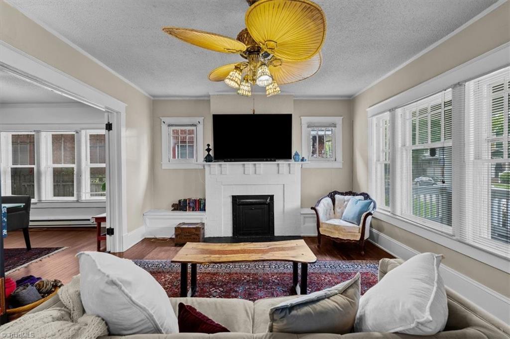 main property photo 5