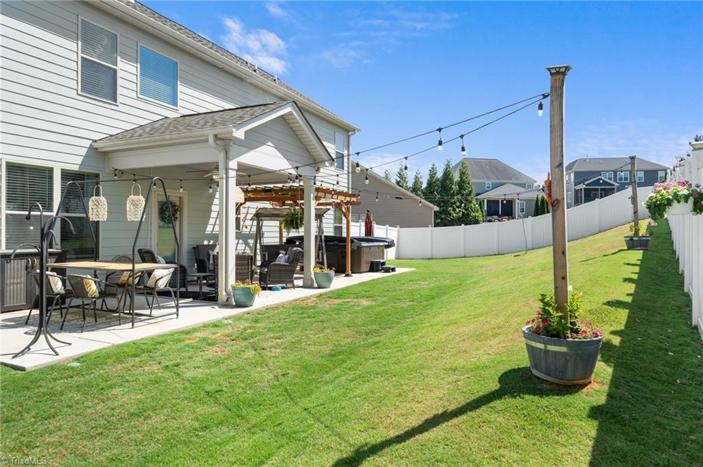 main property photo 45