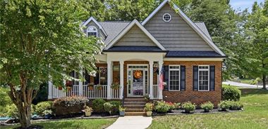 image of property with 4 Bed | 3 Bath | 2,662 Sqft