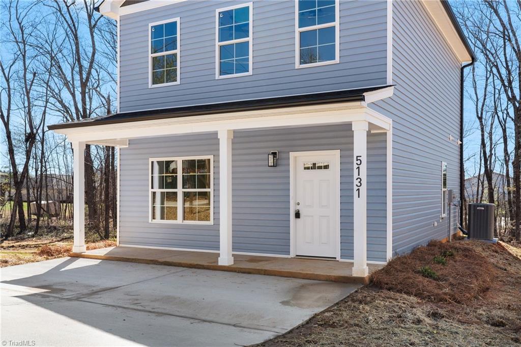 main property photo 3