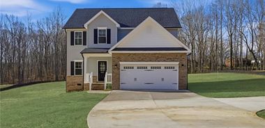 image of property with 4 Bed | 2 Bath | 2,381 Sqft