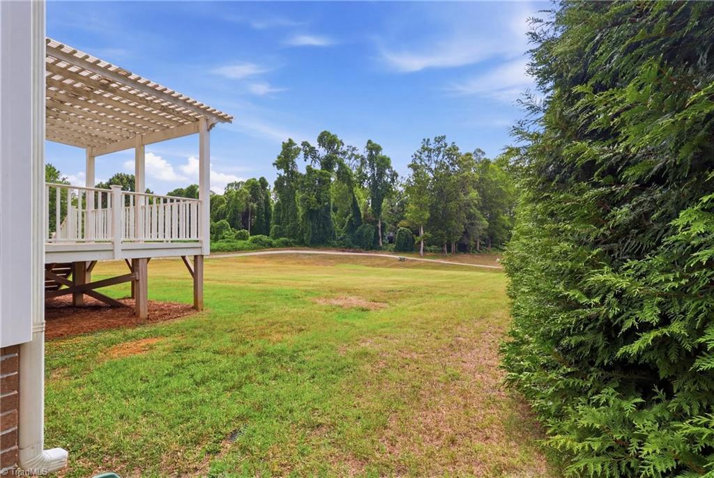 main property photo 32