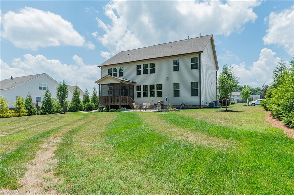 main property photo 45