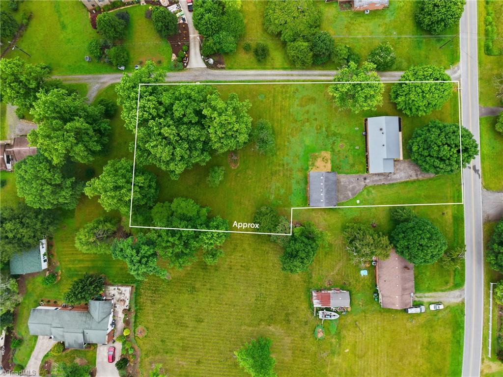 main property photo 43