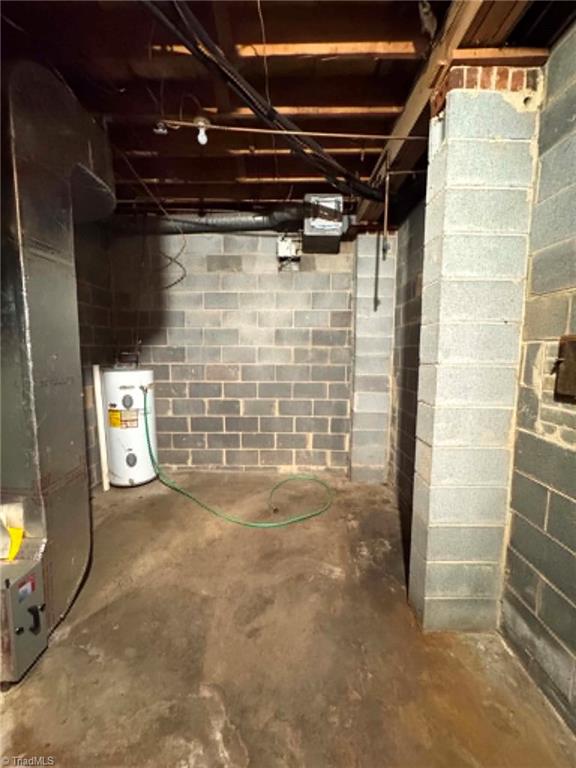 main property photo 46
