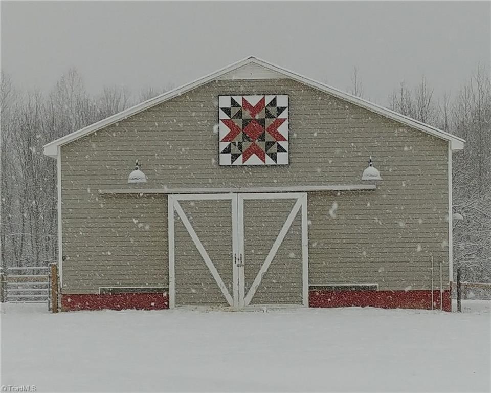 main property photo 38