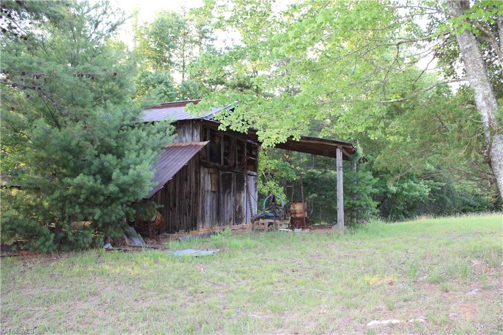 main property photo 27