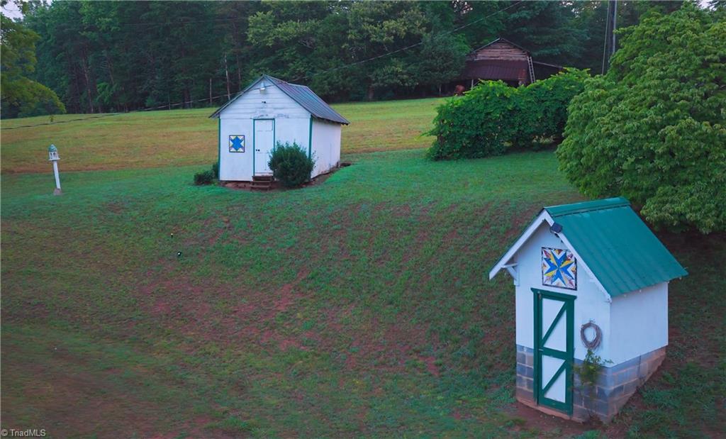 main property photo 46