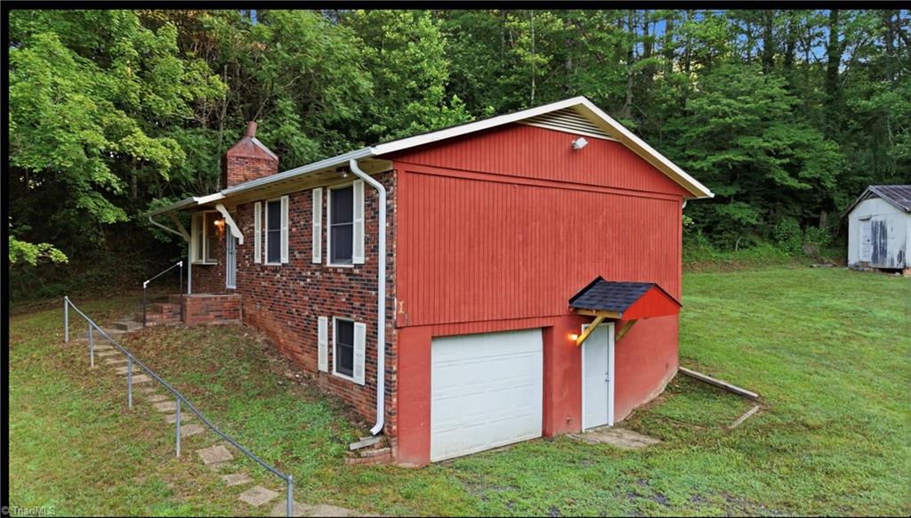 main property photo 35