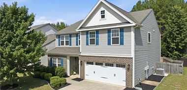 image of property with 4 Bed | 2 Bath | 2,776 Sqft