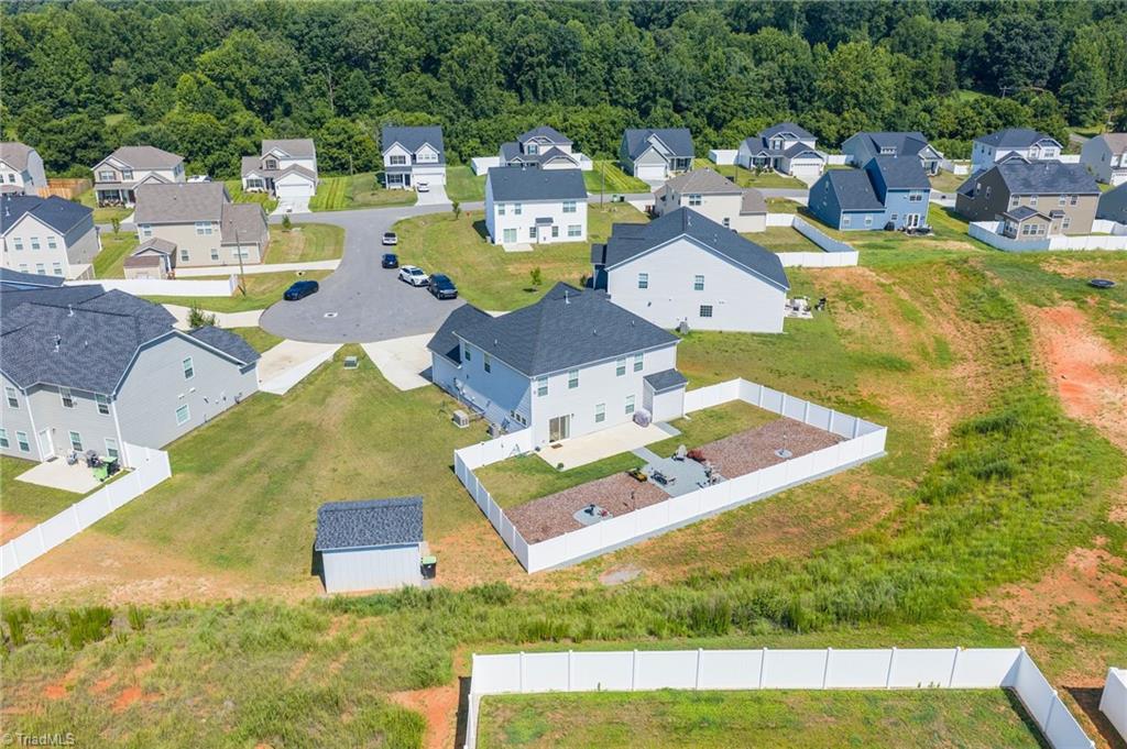 main property photo 47